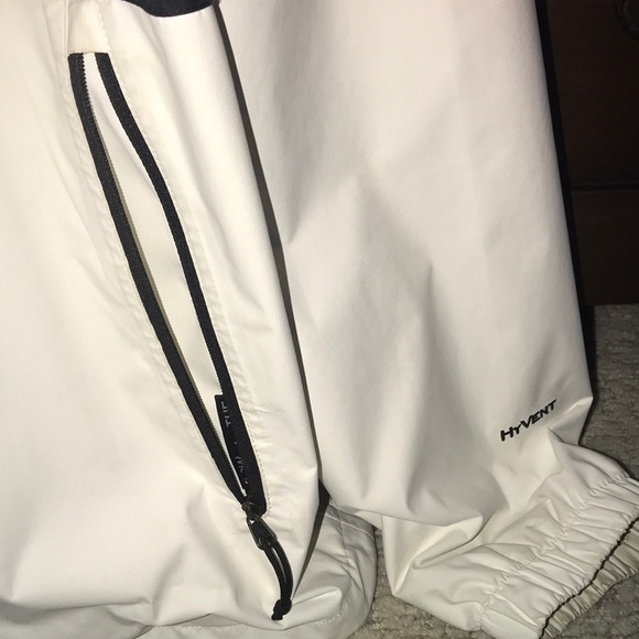 North Face Trendy Wind breaker - Picture 4 of 4